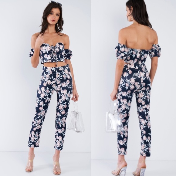 NEW valentines Two piece bustier set pants and top - Picture 4 of 5